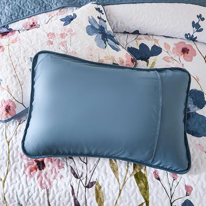 Anibedding Dark Blue Quilt Set King, Floral Bedspread Soft Microfiber Lightweight King Size Quilt Bedding Sets Flower Coverlet for All Season(King, 104"x90")