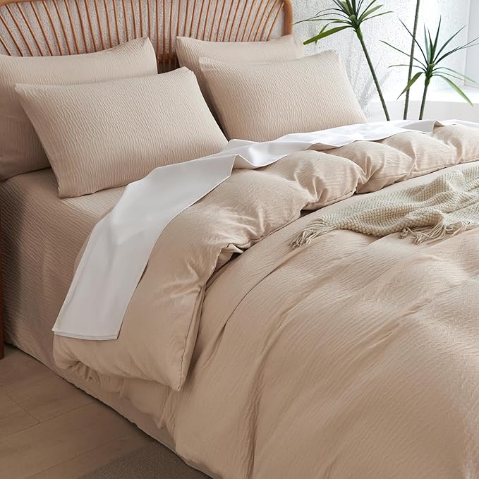 Queen Duvet Cover Set - 3 Piece Luxury Double-Layer Crinkle Gauze Bedding in Beige, All Season Soft Breathable Comfy Microfiber with Zipper Closure