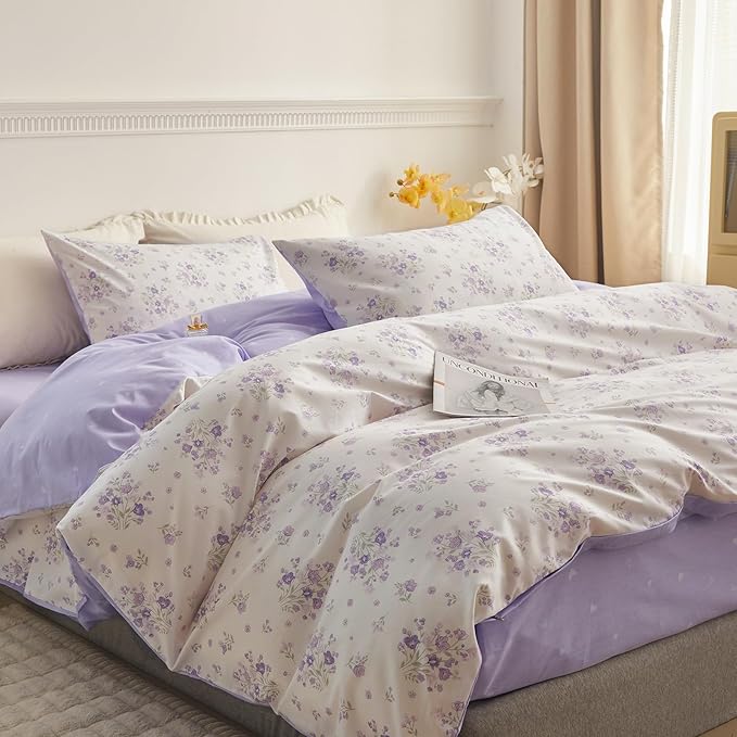 VM VOUGEMARKET Full Comforter Set Cottagecore White Lilac Floral Botanical Comforter with 2 Pillow Shams,Lightweight Garden Flower Bedding Set for Girls Women