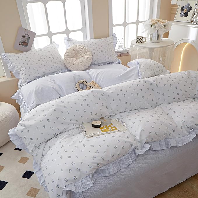 Reversible Ruffle Comforter Set Full Size Vintage Botanical Floral Bedding Comforter with 2 Pillowcases Boho Blue Floral Comforter Girls Flowers Coquette Bedding Set Fluffy Farmhouse Bed Comforter Set