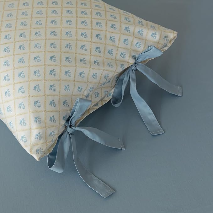 VM VOUGEMARKET Full Comforter Set Blue Flower Down Comforter with 2 Bowknot Pillowcases Blue White Plaid Prints Modern Farmhouse Bedding Set for All Season Bed in a Bag 80x90 Inch