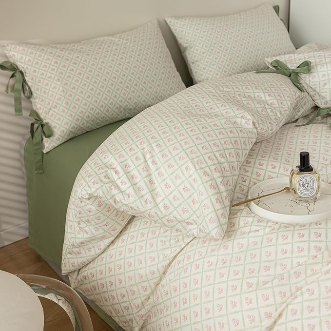 VM VOUGEMARKET Full Comforter Set Red Flower Down Comforter with 2 Bowknot Pillowcases Green White Plaid Prints Modern Farmhouse Bedding Set for All Season Bed in a Bag 80x90 Inch 3 Pieces