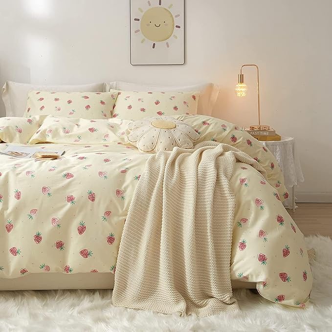 LifeTB Cute Strawberry Duvet Cover Twin XL Soft Cotton Kawaii Bedding Sets Kids Girls Bedroom Decor Fresh Small Comforter Cover 3 Piece Bed Set Twin XL Duvet Cover 2 Pillowcases