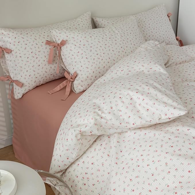 Botanical Floral Comforter Set Full Size Fluffy Cozy Comforter with Pink Flower Stripes Pattern Garden Floral Coquette Bedding Comforter Set for All Seasons Girls Women Flowers Comforter for Full Bed