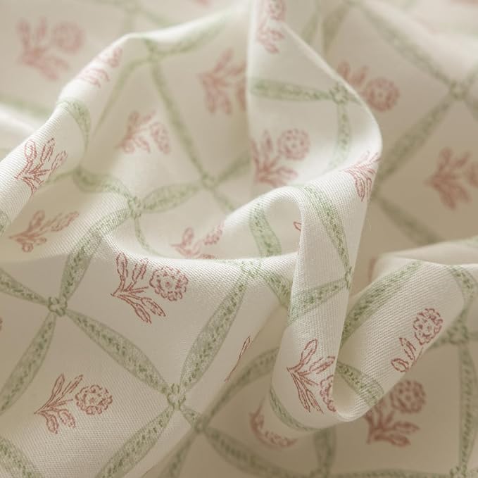 LifeTB Botanical Pink Flower Comforter Set with Plaid Grid Prints Aesthetic Floral Comforter Set King Size Vintage Country Style Coquette Bedding Comforter King with 2 Bow Tie Pillowcases All Season