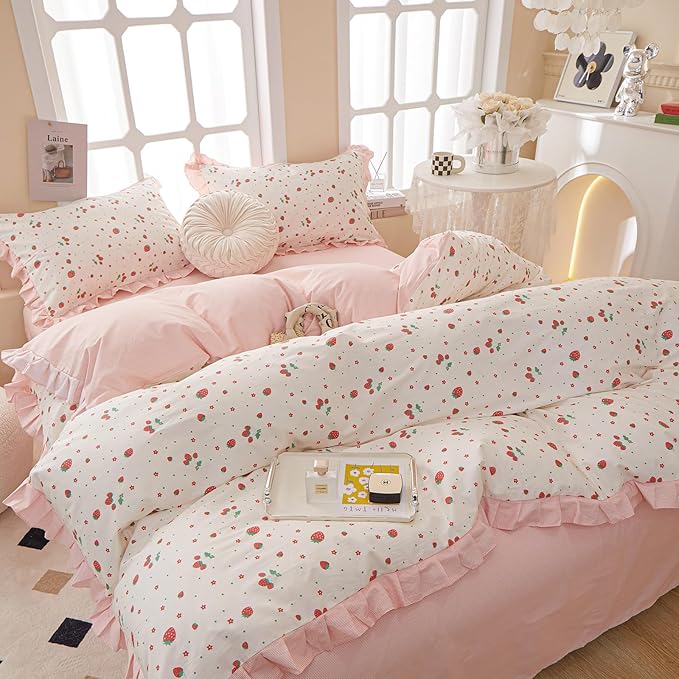 HighBuy Strawberry Full Comforter Set Cute Ruffle Bedding Comforter with 2 Pillowcases Fluffy Kawaii Bedding Sets Full Girl Ruffled Comforter Sets for All Season,Lightweight