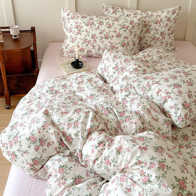VM VOUGEMARKET Peach Flower Comforter Set Queen Garden Floral Comforter with 2 Pillowcases Cottagecore Aesthetic Fluffy Bedding Comforter Set for Girls Women 90"x90"