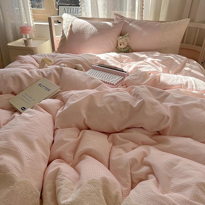 LifeTB Pink Gingham Comforter Set Queen 3 Pieces Princess Lace Bedding Set Vintage Plaid Checkered Comforter with 2 Lace Pillowcases Soft Breathable Pink Grid Comforter Set for Girls Teens Women