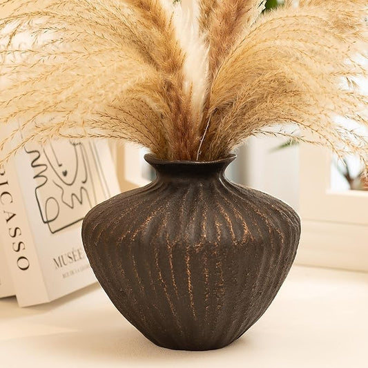 Small Black Ceramic Vase 6 Inch – Handmade Sculptural Decor with Hand-Painted Gold Detailing – Organic Accent Flower Vase for Shelf, Entryway or Table – Modern Minimalist Home Decoration