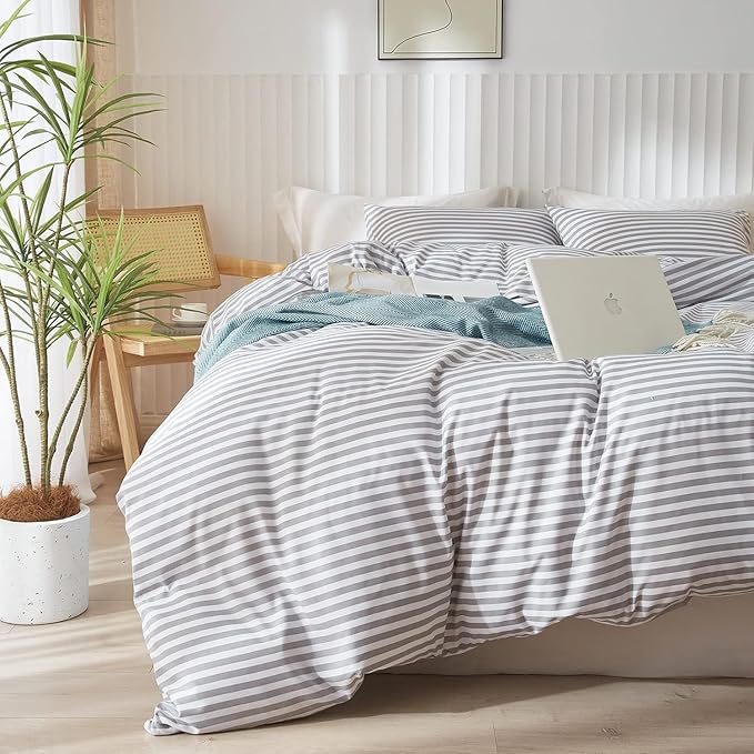 Striped Comforter Set Twin XL Size Grey White Stripes Pattern Comforter Fluffy Bed Set for Men Boys 3 Pieces Lightweight Bedding Comforter Set for All Seasons Soft Fluffy Comforter with 2 Pillowcases