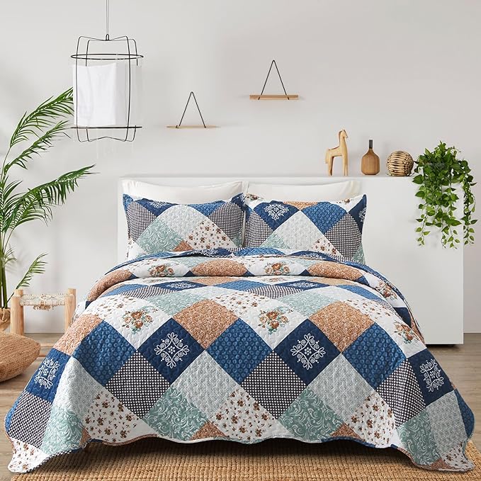 Dinjoy Reversible Patchwork Quilt Bedding Set Twin Size Blue Green Grey Plaid Floral Pattern Bedspread Set Soft Microfiber Coverlets Bed Set 3 Pieces Spring Summer Fall Use (68x86 inches)