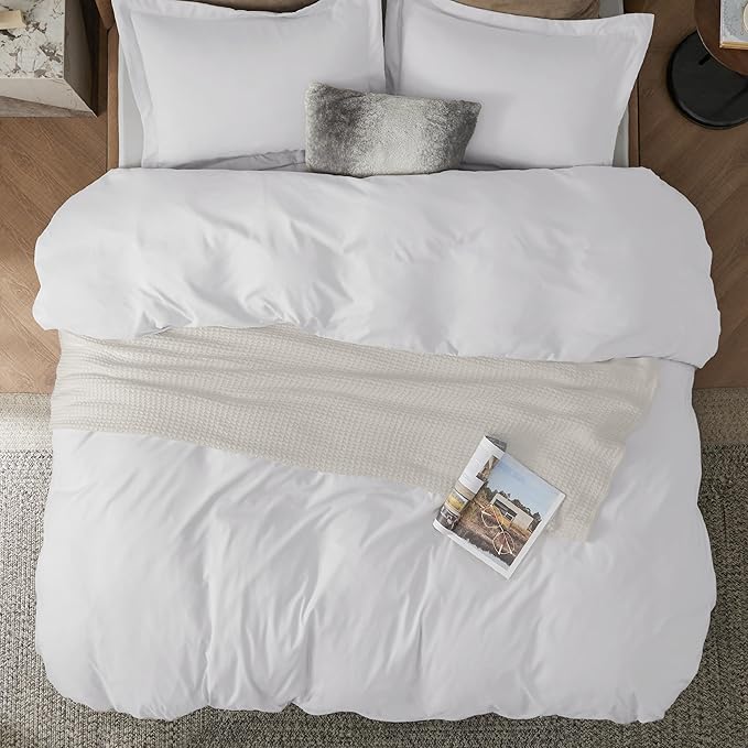 Bedsure Duvet Cover Oversized King Size - Only Includes 1 Duvet Cover (120"x98"), Hotel Luxury Soft Double Brushed All Season Bedding for Kids & Adults, Zipper Closure, NO Comforter, White