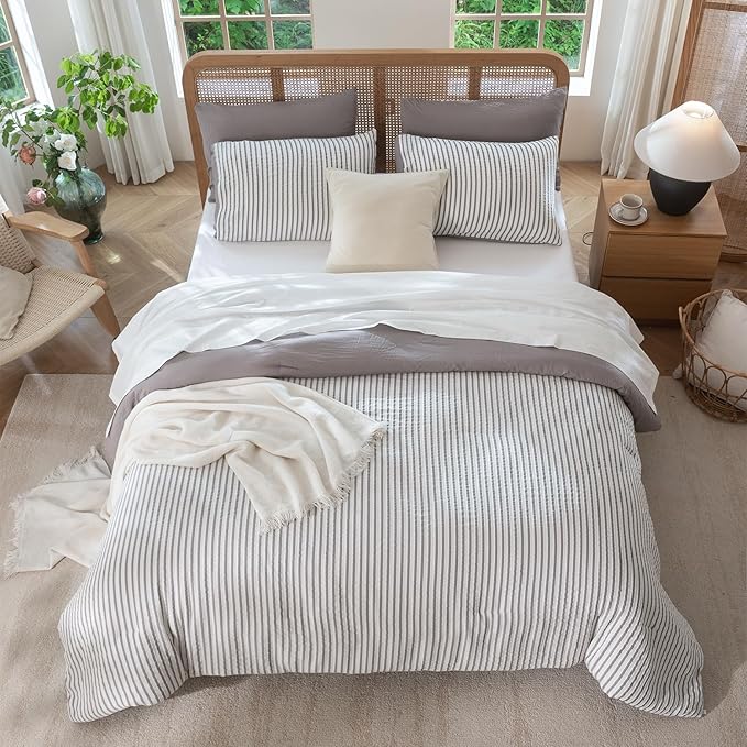 Duvet Cover King Set Striped Washed Microfiber Jacquard 3 Pieces Bedding Set, Grayish Purple Vertical Ticking Stripes Pattern Comforter Cover with Zipper Closure Breathable Durable Soft Comfy