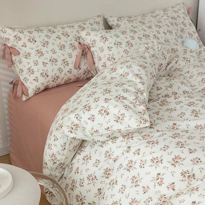 HighBuy 3 Piece Pink Floral Comforter Set Queen Size Luxury Vintage Floral Boho Comforter Set with 2 Bowknot Bow Tie Pillowcases Fluffy for Queen Bed,Soft Cozy Flowers Bedding Comforters Queen