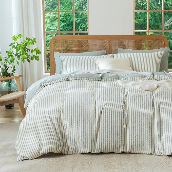 Striped Duvet Cover Queen Washed Microfiber Jacquard 3 Pieces Bedding Set, White Grayish Green Vertical Ticking Stripes Pattern Comforter Cover with Zipper Closure Breathable Durable Soft Comfy