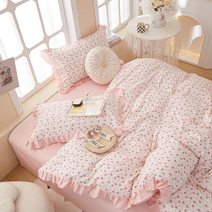 VM VOUGEMARKET Queen Comforter Set Shabby Ruffle Comforter,Bed in a Bag Pink Flower Bedding Set for All Seasons,Soft Comfy Floral Comforter with 2 Pillow Shams-90 x90