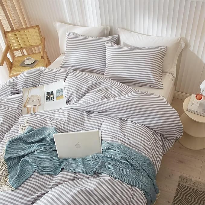 King Size Comforter Set 3 Pieces Striped Comforter Set King Modern Style Boho Bedding Comforter White Grey Stripes Pattern Comforter Set Fluffy Lightweight Farmhouse Bed Comforter for All Season