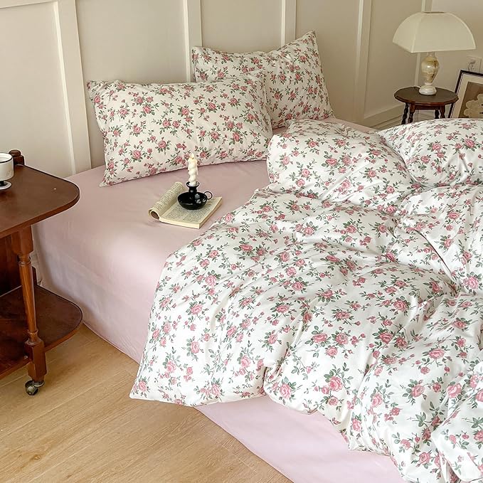 VM VOUGEMARKET Pink Floral Comforter Set Full 3 Pcs Vintage Peach Blossom Down Comforter with 2 Pillowcases All Season Soft Fluffy & Lightweight Comforter Set for Girls Women 80"x90"