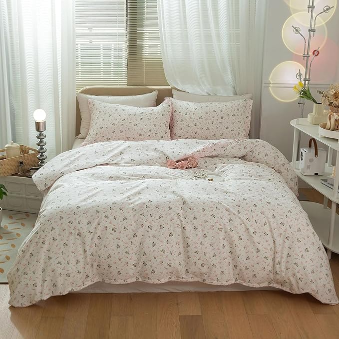 VM VOUGEMARKET Floral Comforter Set Full 3 Pcs Vintage White Pink Flower Bed Comforter with 2 Pillowcases All Season Soft & Lightweight Comforter Set for Girls Women 80"x90"