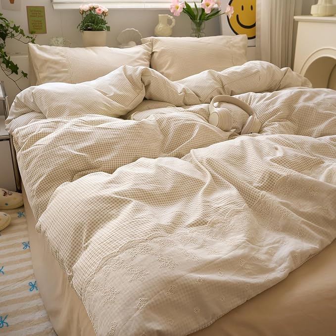 LifeTB Tan Gingham Duvet Cover Queen 3 Pieces Romantic Lace Duvet Cover Vintage Plaid Checkered Comforter Cover with 2 Pillowcases Soft Microfiber Beige Tan Grid Farmhouse Plaid Bedding Set
