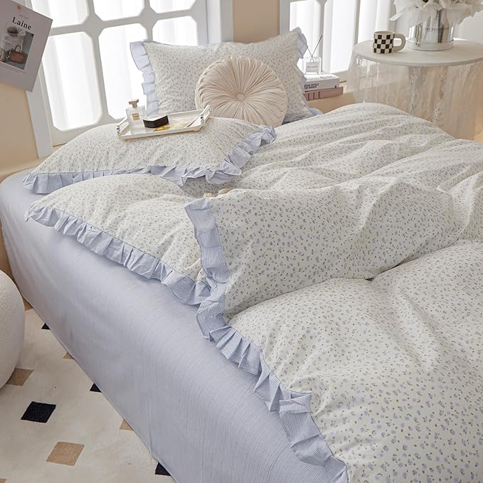 LifeTB Blue Floral Comforter Set Queen Romantic Ruffle Comforter Set Coquette Bedding Comforter for Girls Women Comfy Fluffy Boho Cottagecore Bedding Blue Flowers Comforter Set with 2 Pillowcases
