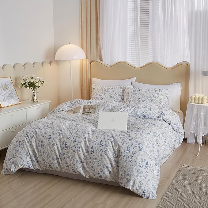 HighBuy White Blue Floral Cottagecore Boho Comforter Set, Full Size, 3 Piece, 1 Comforter & 2 Pillowcases, All Season