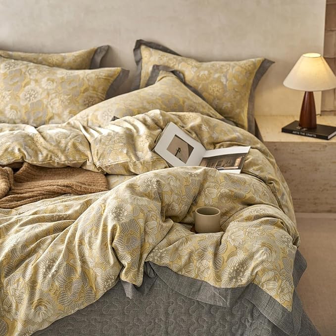 LifeTB Golden Floral Jacquard Duvet Cover Queen 3 Pieces Cotton Yarn-Dyed Textured Duvet Cover Vintage Flower Comforter Cover with Edge Design Boho Floral Bedding Duvet Cover with 2 Pillowcases