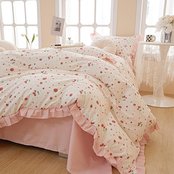 LifeTB Ruffle Pink Strawberry Duvet Cover King 100% Cotton Floral Lace Duvet Cover Cute Floral Bedding Set Kawaii Strawberry Ruffle Comforter Cover Romantic Princess Bedding Cover with 2 Pillowcases
