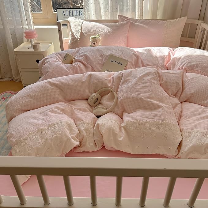 VM VOUGEMARKET Pink Plaid Comforter Set with White Lace Twin XL Kids Teens Grid Gingham Quilt Comforter for Girl's College Dorm Soft Lightweight Cozy Bedding Set