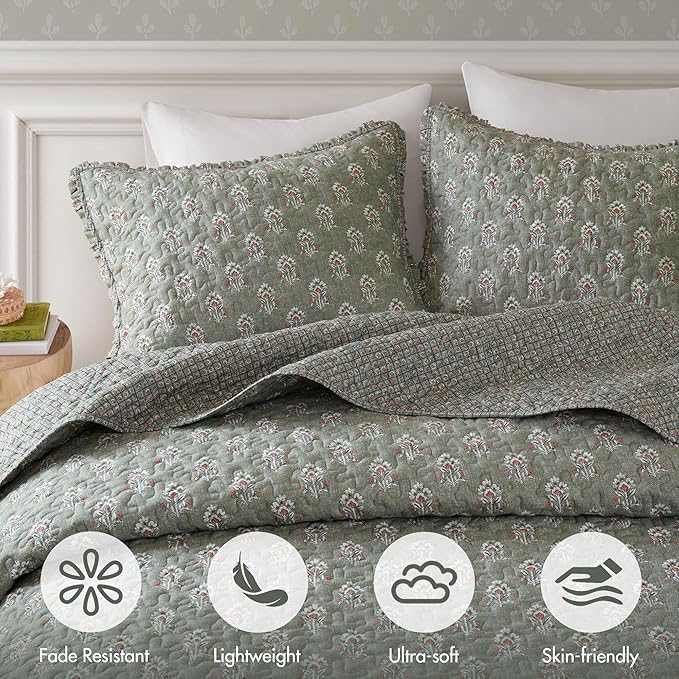 Madison Park Vintage Floral Quilt Set Queen Size, Reversible Bedding & Lightweight Bedspread Set, Traditional Block Print Coverlets with Ruffled Edge, 3-Piece with 2 Shams, Sage Green