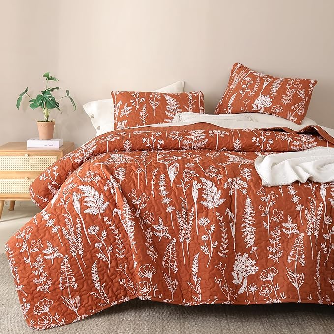 JANZAA Terracotta Bed Spread Boho Quilt with Floral Pattern Microfiber Quilts Set - 3 Pieces Lightweight Comforter Reversible Bedding - 1 Quilt 104x90 inches, 2 Pillowcases