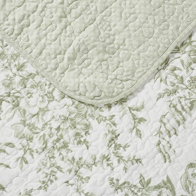 Laura Ashley - Queen Quilt Set, Soft & Reversible Cotton Floral Bedding with a Medium Weight Feel, 3 Piece Bed Set with Matching Pillowcases (Bedford Green/Off-White)