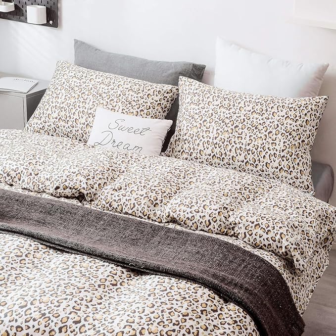 LifeTB Boho Leopard Print Comforter Set Full Size Beige Brown Animal Cheetah Print Comforter Fluffy Soft Leopard Print Floral Bedding Comforter Full with 2 Pillowcases Vintage Full Size Comforter Set